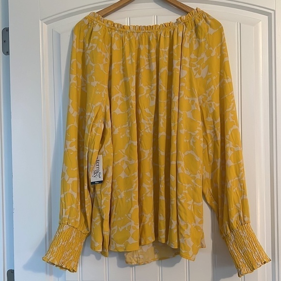 NWT mustard yellow Boho Blouse - Picture 7 of 10